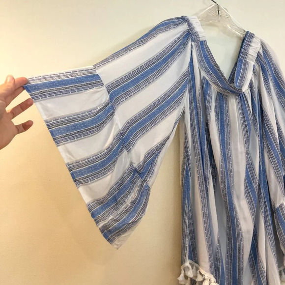 NWT Surf Gypsy Striped Off the Shoulder Tassle Hem Tie Back Bohemian Blouse M - Picture 3 of 9